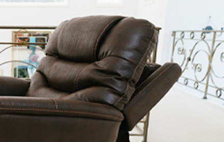 Maximum Comfort, Power Lift Recliners, Oasis Collection